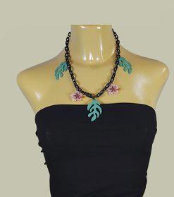 Collar BAKAO